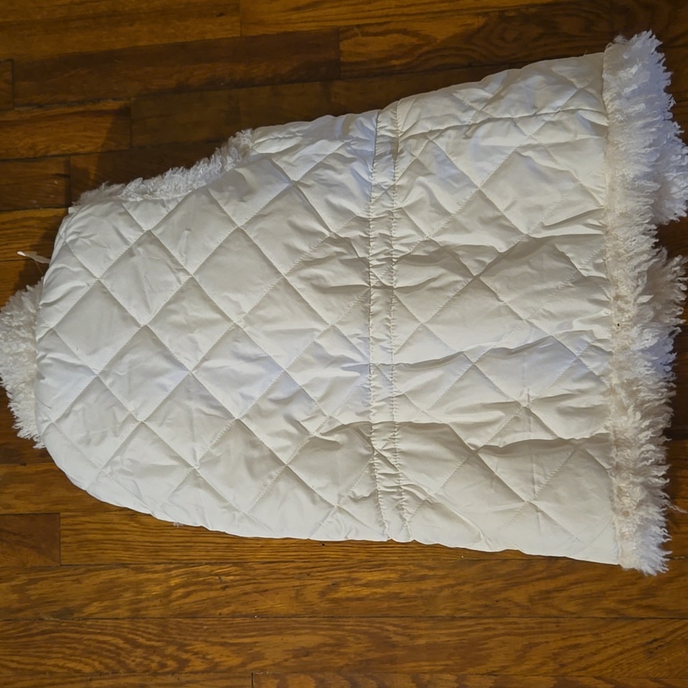 Weekend Routine Reversible Vest In Size Small - Picture 4 of 7